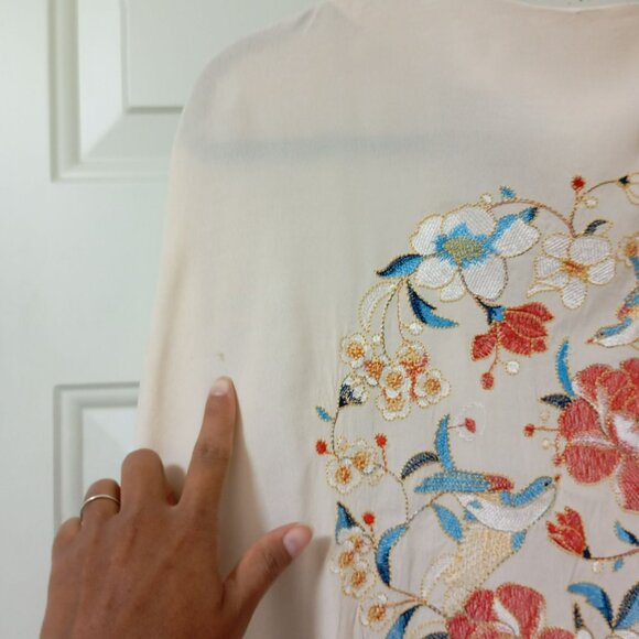 Forgotten Grace Floral Embroidered Kimono Cardigan With Fringe Hem & Sleeve - Picture 6 of 9